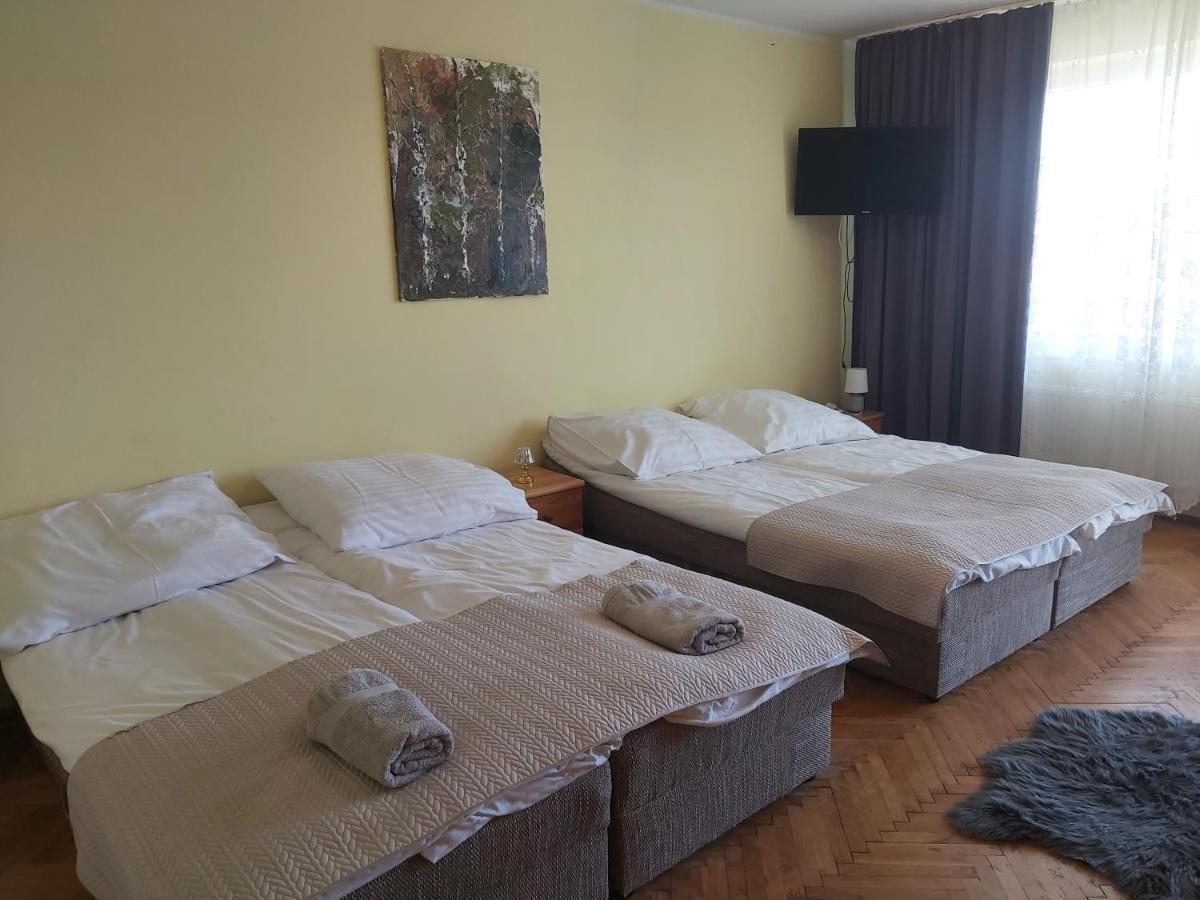 Pokoje Goscinne Anna Leba Exteriér fotografie